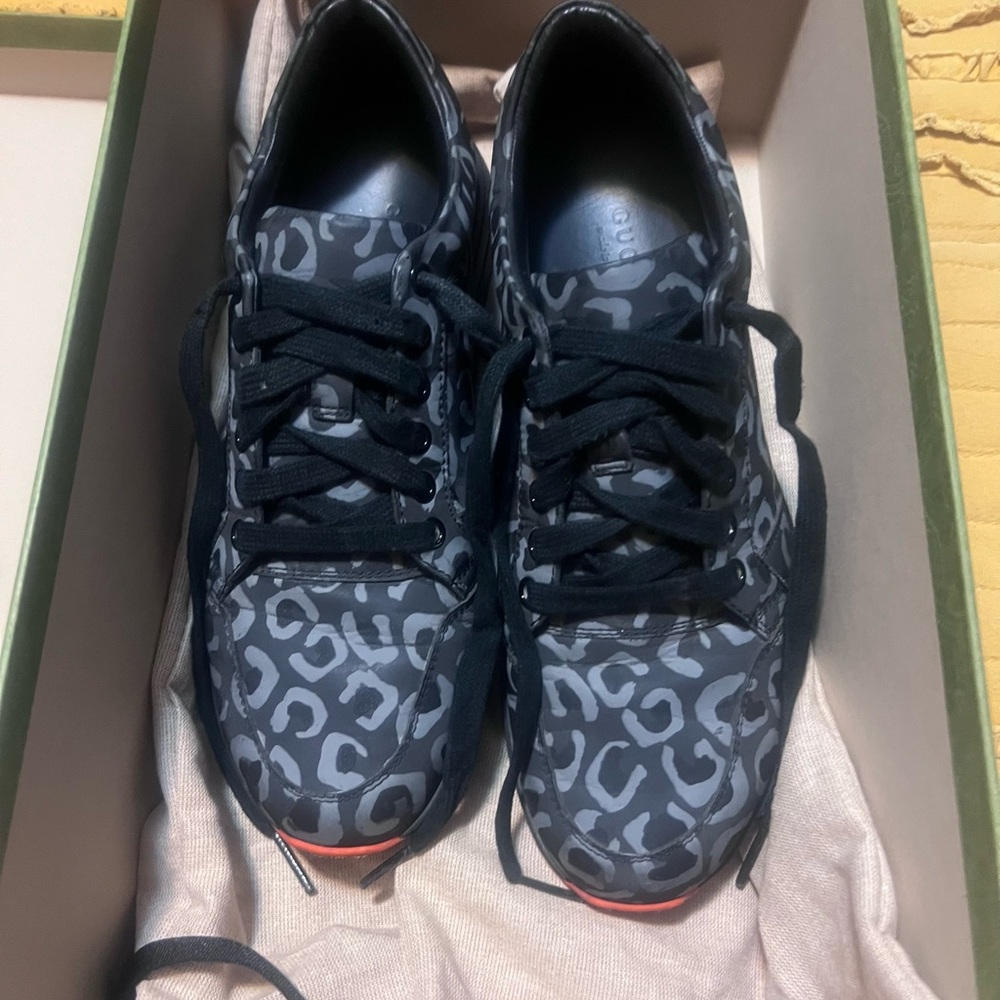 Gucci Grey Leopard Print Sneaker